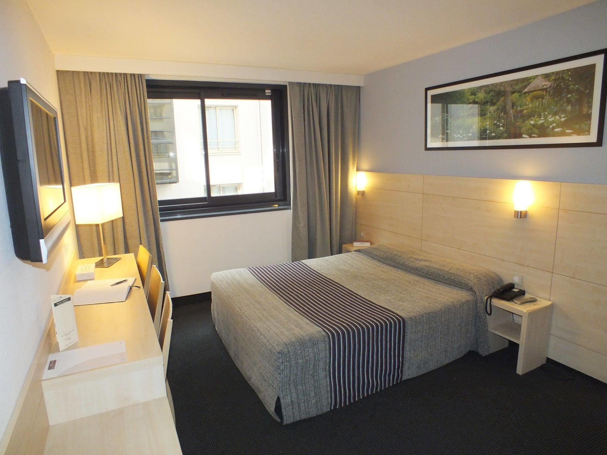Hotel Padoue Лурд Екстер'єр фото